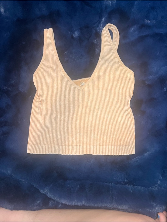 Aura Other - Aura Ribbed V-Neck Crop Tank - Cream